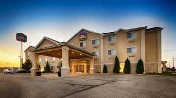 BEST WESTERN NAPOLEON INN & SU