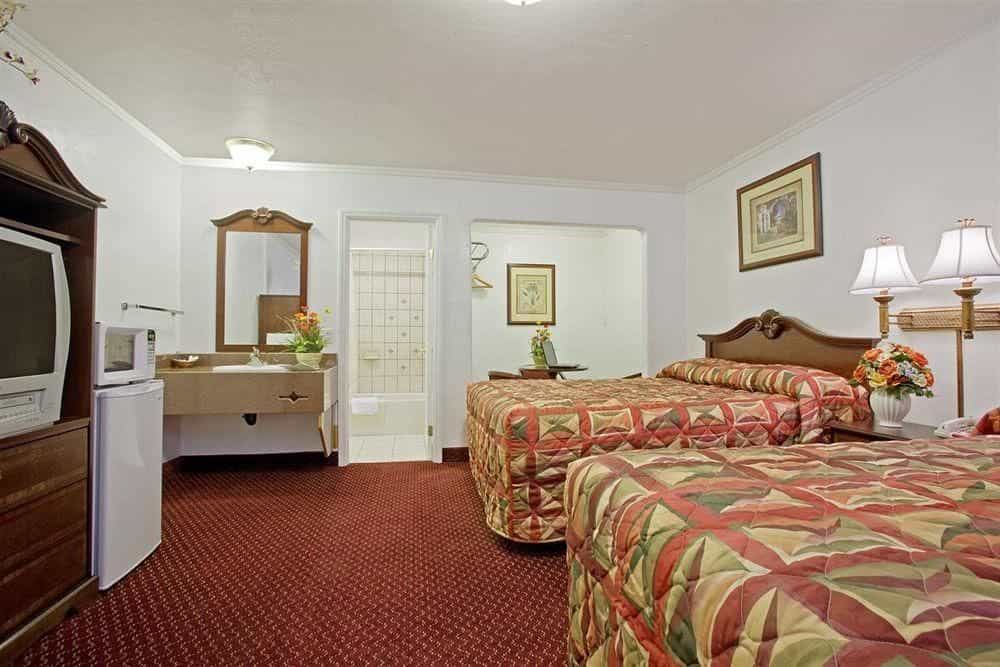 AMERICAS BEST VALUE INN & Suites - Klamath Falls