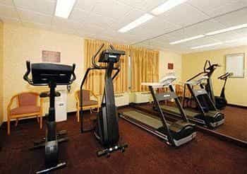 SLEEP INN & SUITES LANCASTER COUNTY