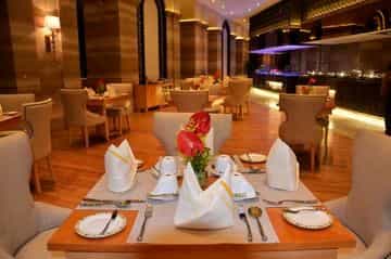 Howard Johnson New Port Resort