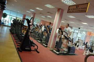 HILTON HILTON