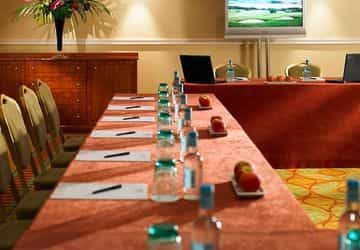 TUDOR PARK MARRIOTT HOTEL & CO