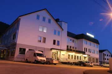 BEST WESTERN BRYGGEN HOTEL NORDFJORD A/S