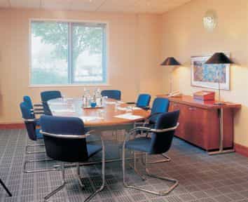 HOLIDAY INN HOLIDAY INN