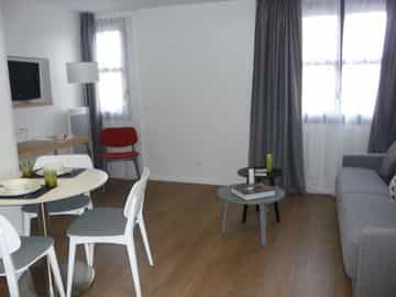 Citadines Presquile