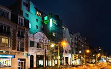 Holiday Inn