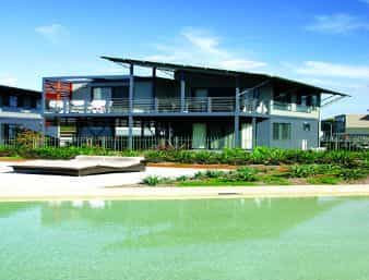 เซอเรนิตี้ ไดมอนด์ บีช (ชื่อเดิมรามาดารีสอร์ตไดมอนด์บีช)