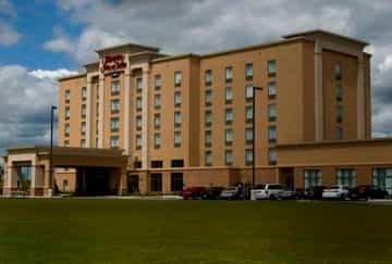 HAMPTON INN - SUITES BY HILTON