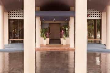 DoubleTree by Hilton