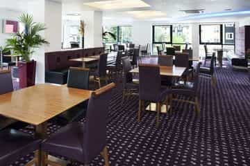 EXPRESS BY HOLIDAY INN