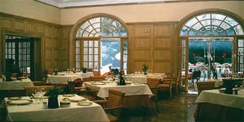 Yizheng Holidays Hotel