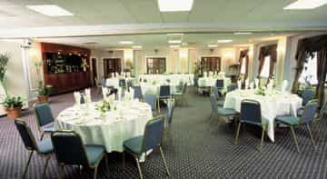 Smart Aston Court Hotel