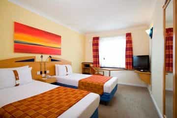 HOLIDAY INN EXPRESS