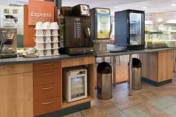 EXPRESS BY HOLIDAY INN