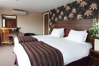 BEST WESTERN NASEBY HOTEL BEST WESTERN NASEBY HOTEL