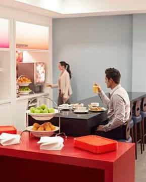HAMPTON BY HILTON NEWPORT EAST HAMPTON BY HILTON NEWPORT EAST