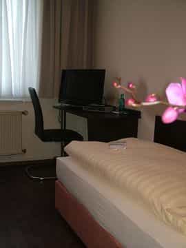FAIR HOTEL AN DER MESSE FAIR HOTEL AN DER MESSE