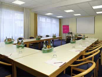 MERCURE HOTEL RUESSELSHEIM FRANKFURT AIRPORT