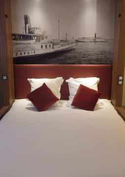 HOLIDAY INN GENEVA AIRPORT