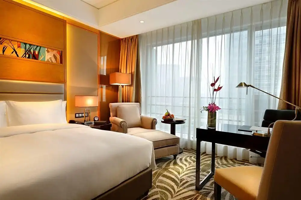 โรงแรมฮาวเวิร์ด จอห์นสัน ไฮเทค พลาซ่า เฉิงตู