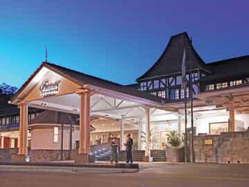 Fairmont Safari Club