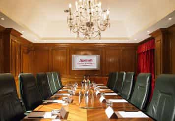 FOREST OF ARDEN MARRIOTT HOTEL FOREST OF ARDEN MARRIOTT HOTEL