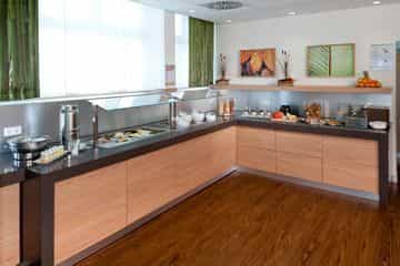 Ibis Berlin Ostbanhof Ibis Berlin Ostbanhof