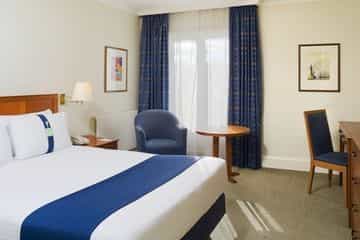 HOLIDAY INN HOLIDAY INN