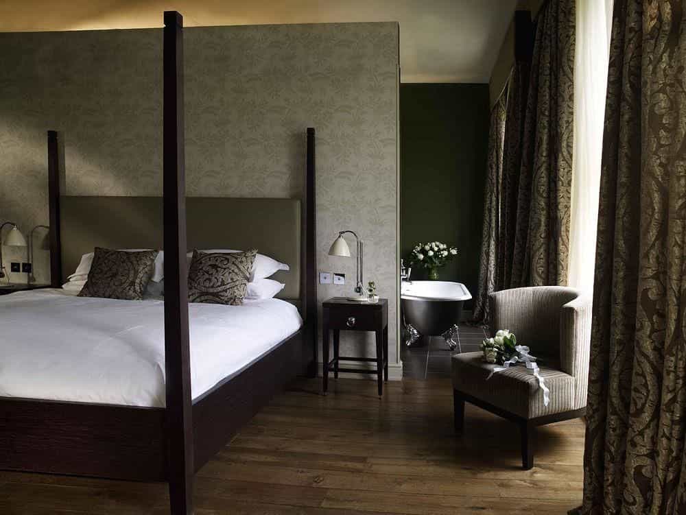 STOKE PLACE HOTEL