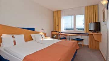 HOLIDAY INN EXPRESS LUZERN - N