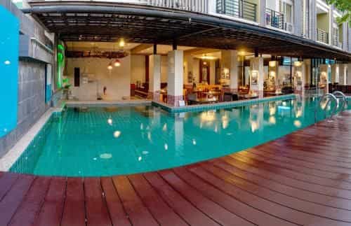 โรงเเรม บลูสกาย ป่าตอง