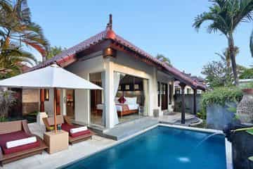 The Club Villa