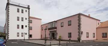 PARADOR