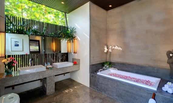 โรงแรมกานิชกา วิลล่าส์