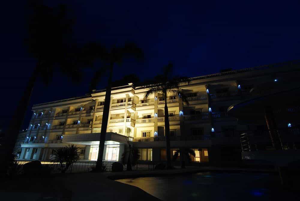 Clark Renaissance Hotel