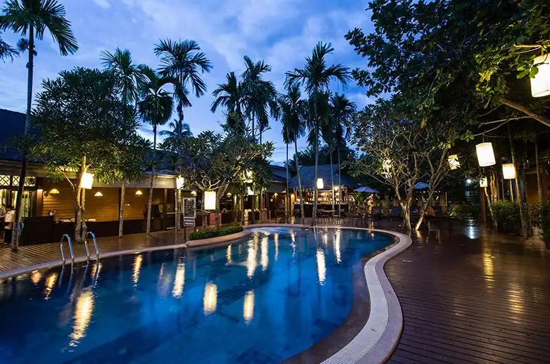 บ้านอัมพวา รีสอร์ต แอนด์ สปา บ้านอัมพวา รีสอร์ต แอนด์ สปา