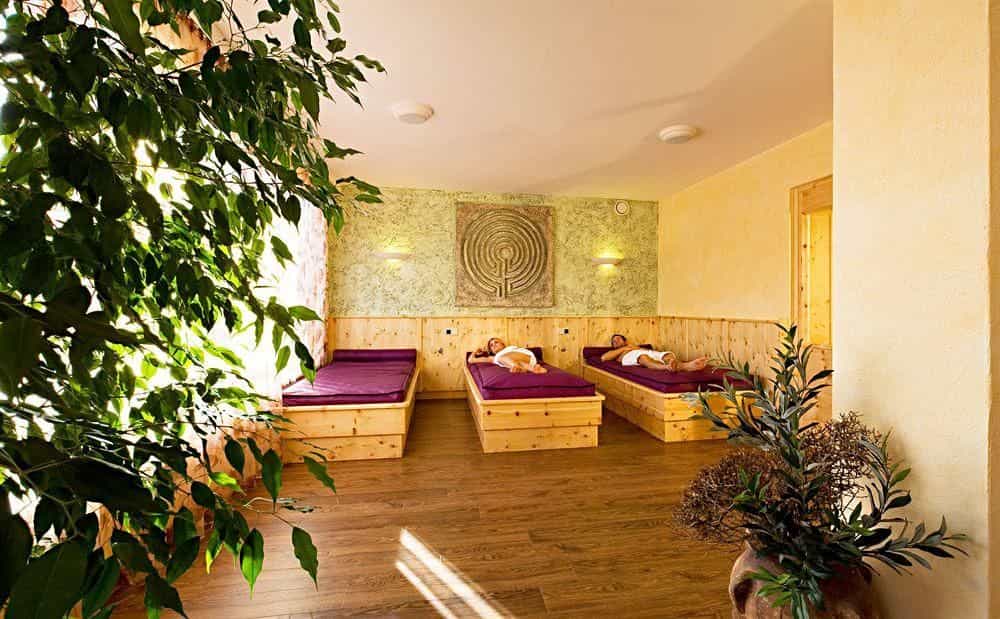Hotel Outside