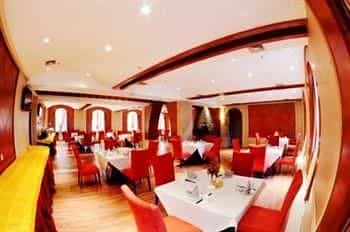 GFOUR HOLIDAY HOTEL
