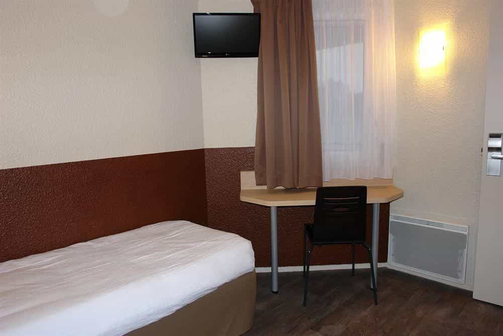 Brit Hotel Caen Est