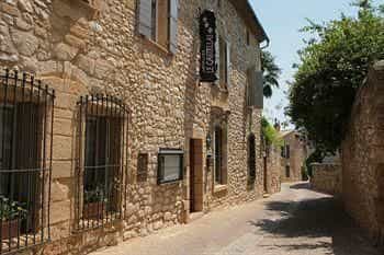Hostellerie Le Castellas