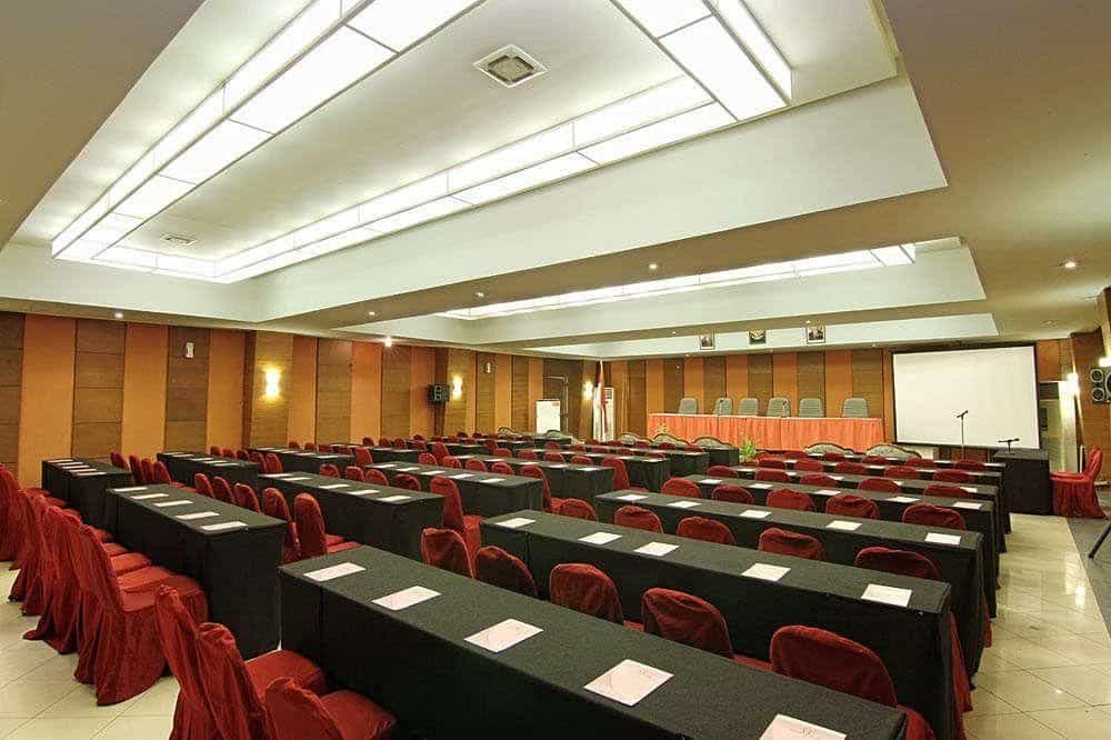 โรงแรมแพนเกรานซิตี้