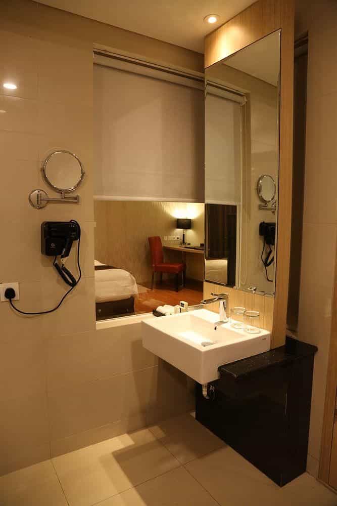 Golden Tulip Galaxy Hotel