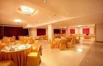 Days Hotel Neemrana