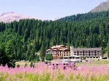 Golf Hotel