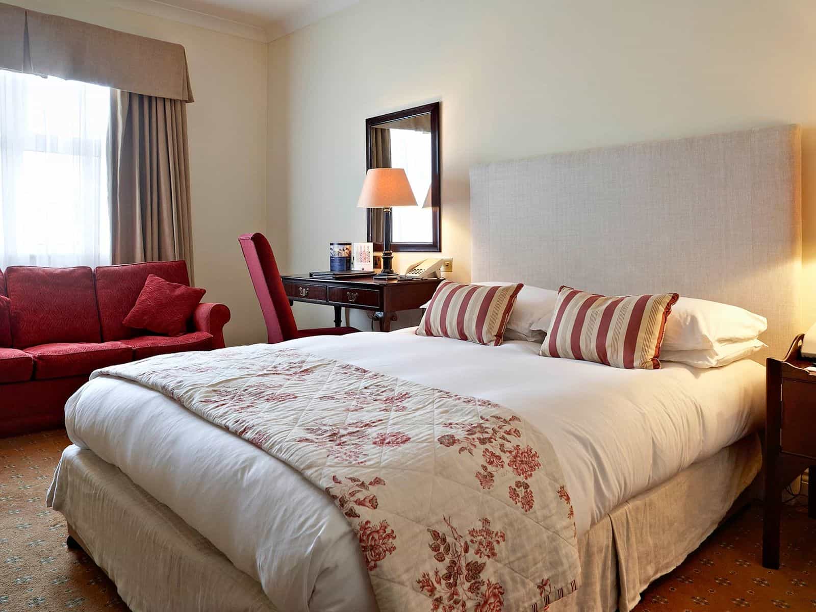 Mercure Farnham Bush Hotel Mercure Farnham Bush Hotel