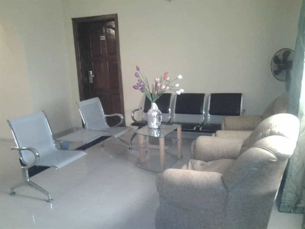 Oragon Hotel and Suites