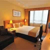 Holiday Inn Kensington Forum Holiday Inn Kensington Forum