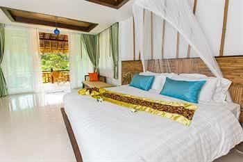 บ้านใสในรีสอร์ต อ่าวนาง กระบี่