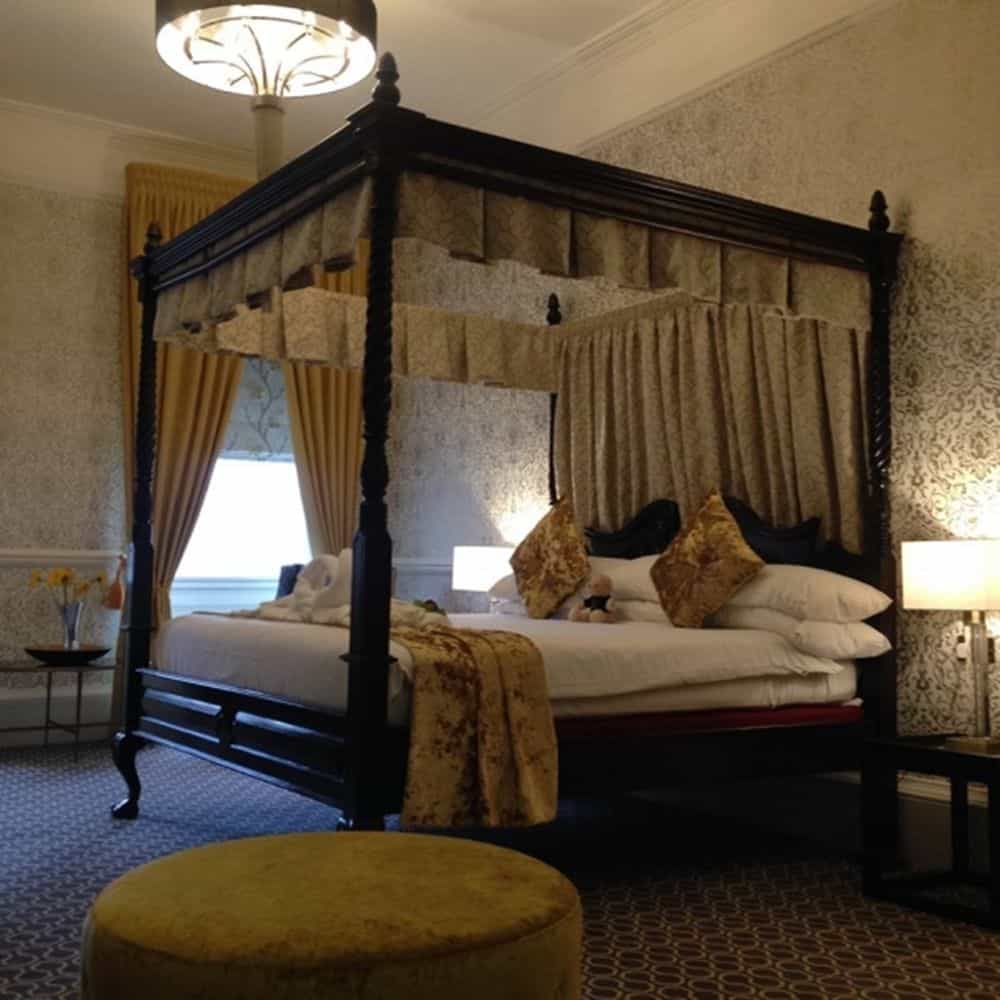 Maids Head Hotel