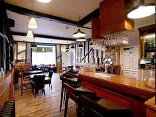 Browns Hotel - Laugharne Browns Hotel - Laugharne